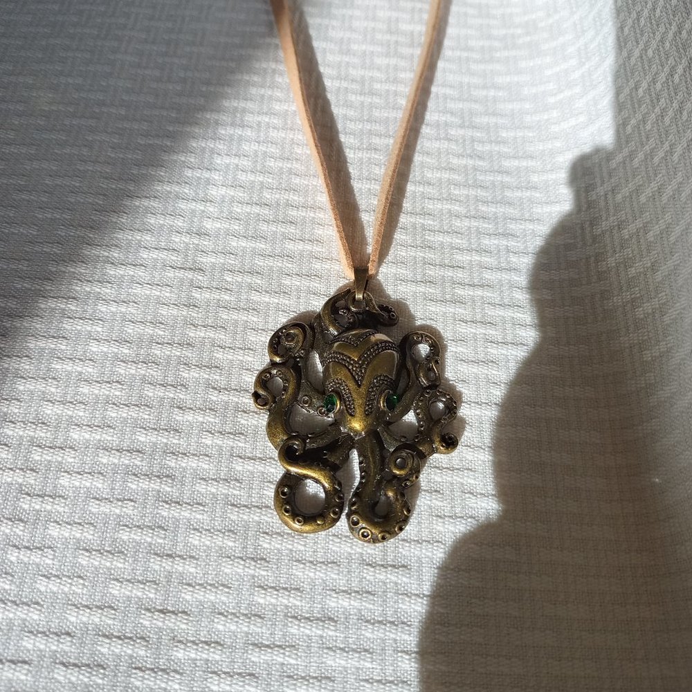 Octopus Pendant Necklace with Rhinestone Eyes - Picture 4 of 5
